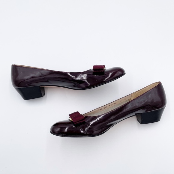 Vintage Salvatore Ferragamo Boutique Purple Patent Leather Vara Bow Pump 9.5 AAA - Picture 12 of 12